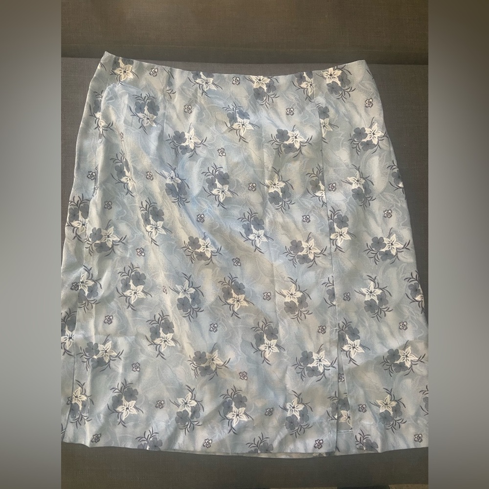 Floral silky blue skirt